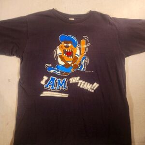Vintage Tazmanian Devil " I Am The Team " Size XL